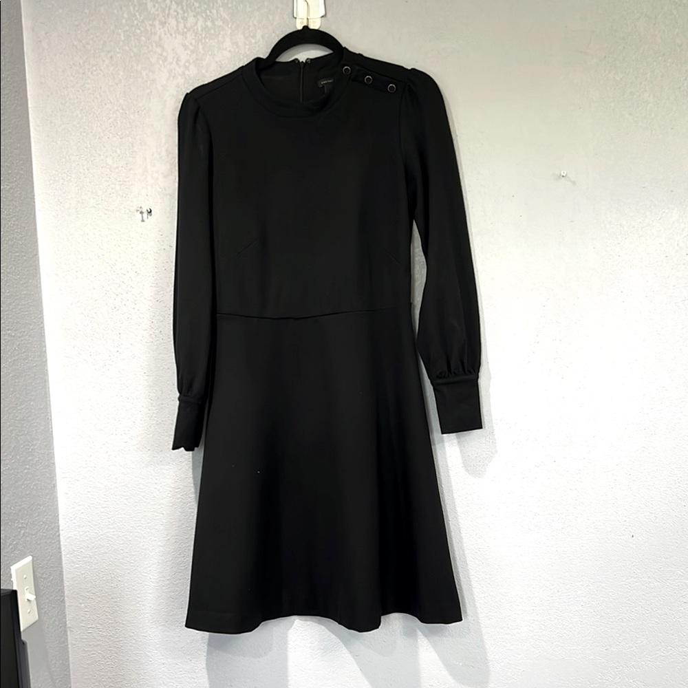 Ann Taylor Women’s Dress Size 4, Long Sleeve, Black Buttons, Ponte Flare